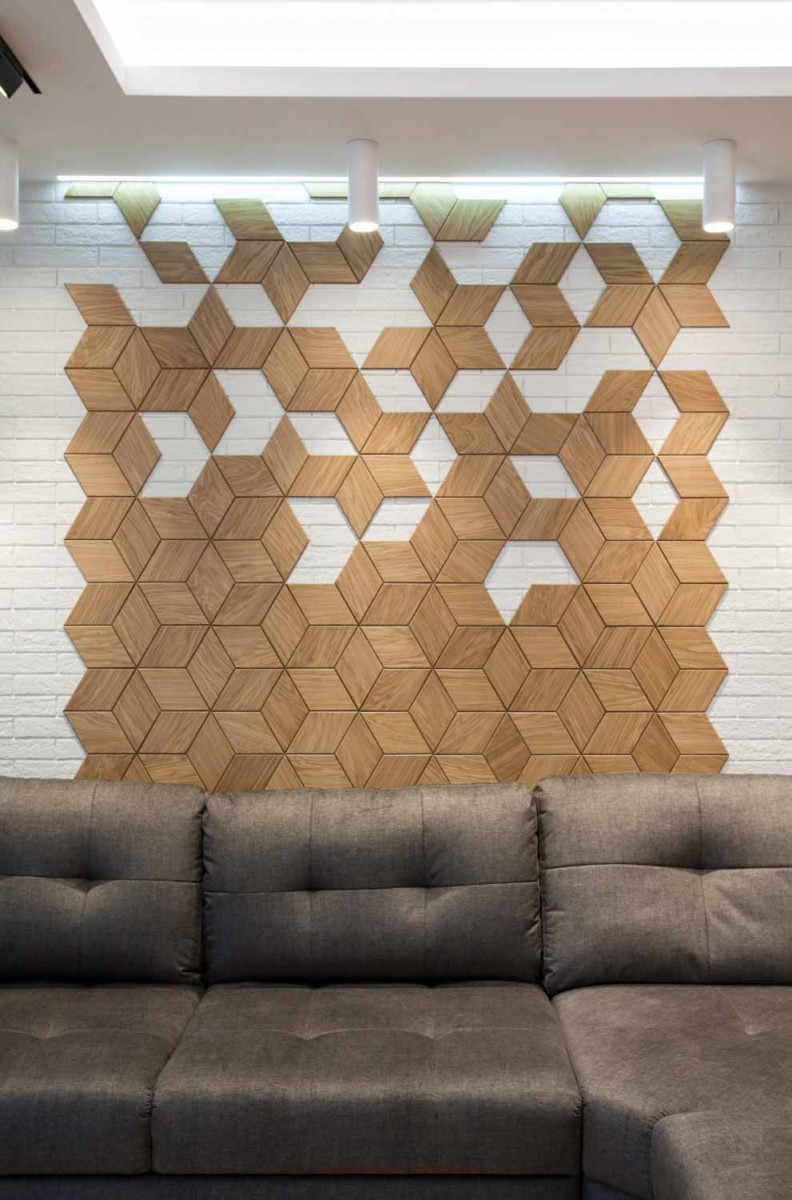 Деревянная 3D мозаика на стене