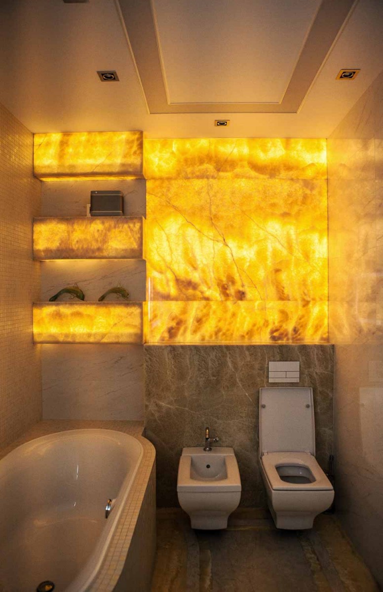Панели с подсветкой под размеры ванной комнаты