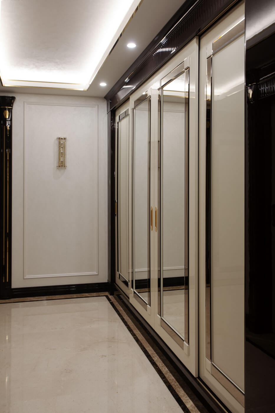 Шкаф купе в коридор по индивидуальным размерам