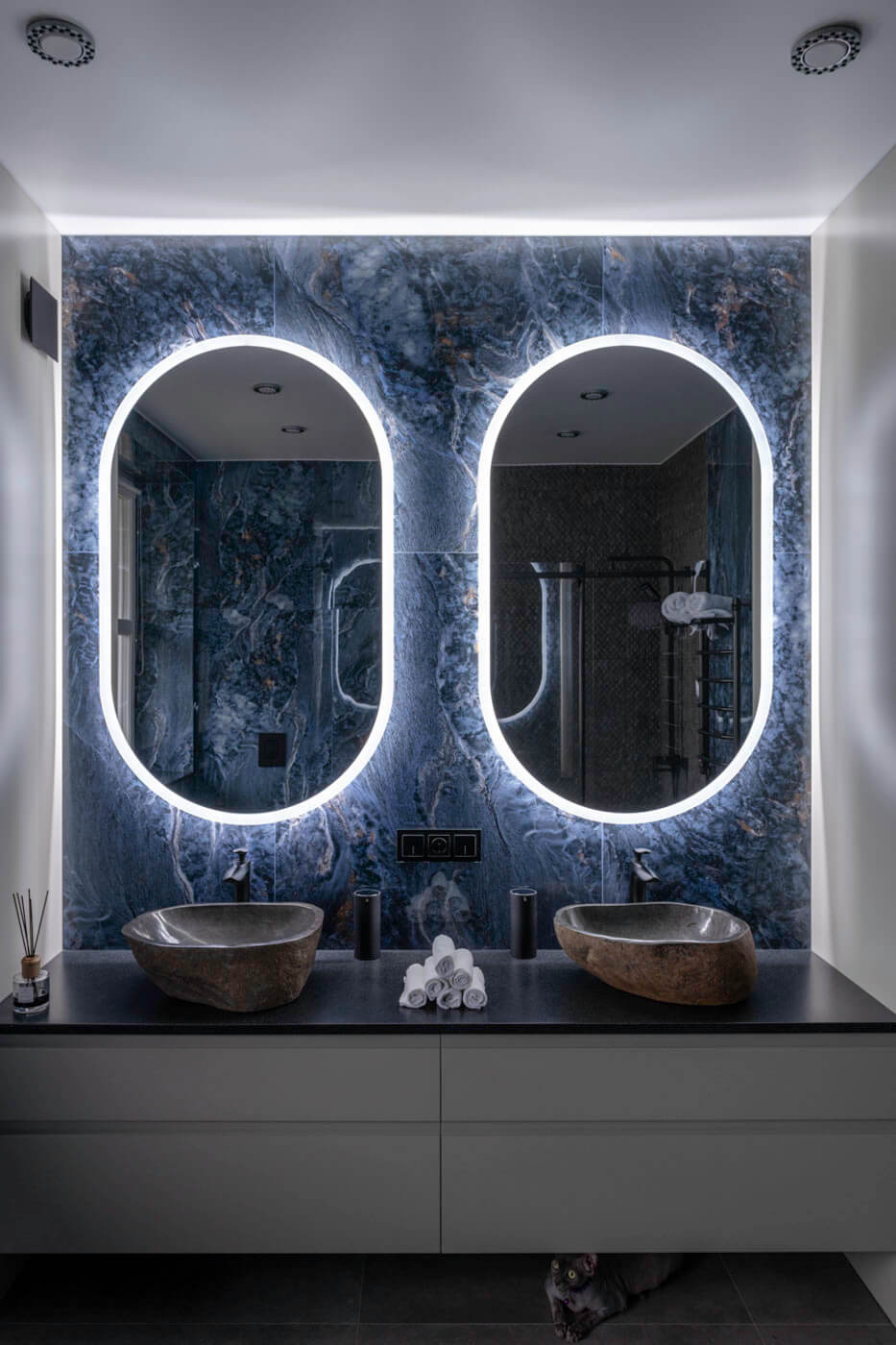 Зеркала с подсветкой в ванную комнату по индивидуальным размерам